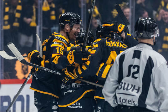 Skellefteås Lars Bryggman jublar