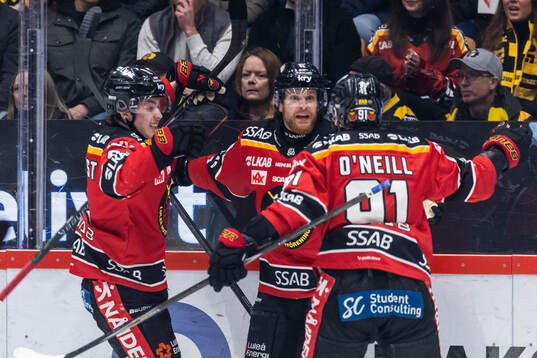 Luleås Brendan Shinnimin jublar