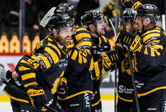 Skellefteås Oscar Lindberg jublar