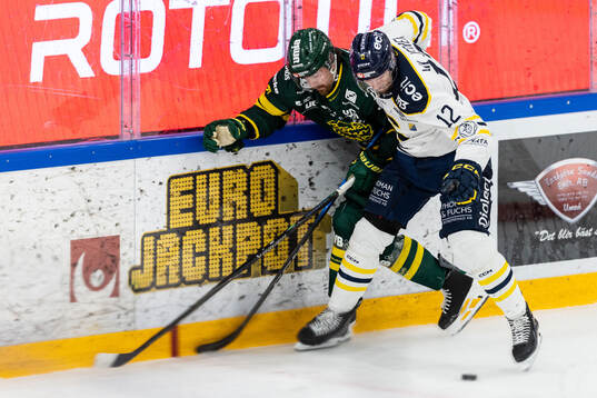 Björklövens Marcus Björk och Södertäljes Viktor