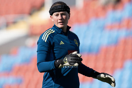 Goalkeeper Tove Enblom of Sweden at a training session
