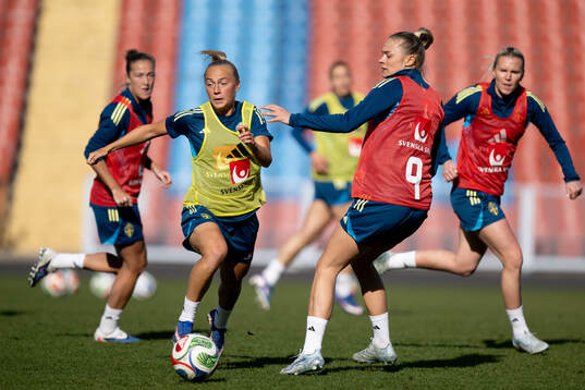 Hanna Bennison and Fridolina Rolfö  of Sweden at a