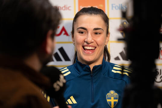 Goalkeeper Zecira Musovic of Sweden