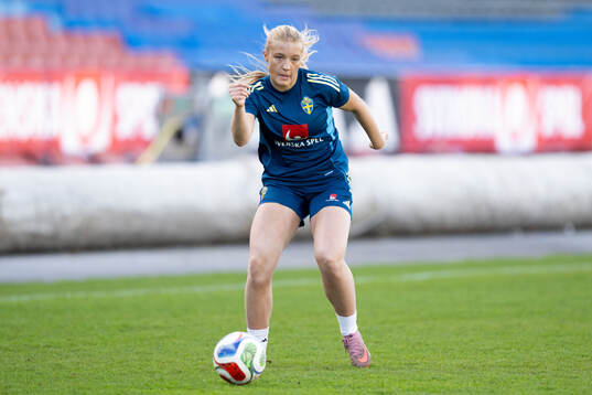 Smilla Holmberg of Sweden at a training session