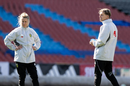 Assistant coach Johanna Almgren and Head coach Tony