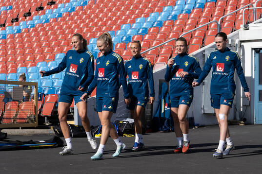 Elma Junttila Nelhage, Rebecka Blomqvist, Hanna Bennisson,
