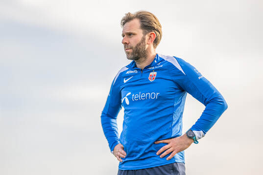 Mikey Harris, assistant coach of the Norwegian women's