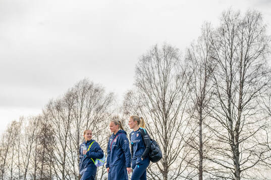 Guro Reiten, Frida Maanum and Guro Bergsvand of the