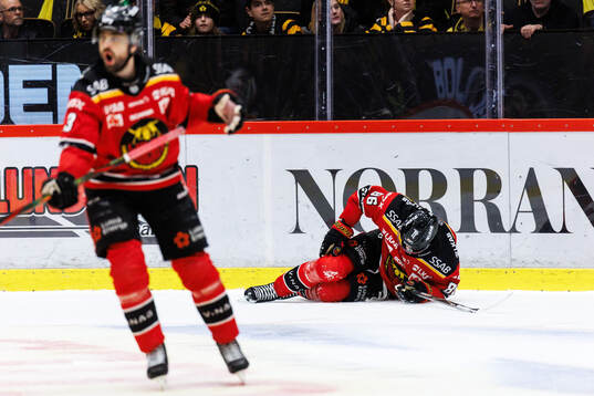 Luleås Mathias Bromé har ont