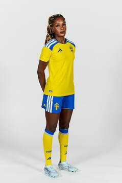 Evelyn Ijeh of the Swedish women's national football team