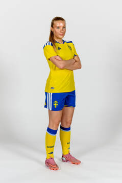 Smilla Holmberg of the Swedish women's national football