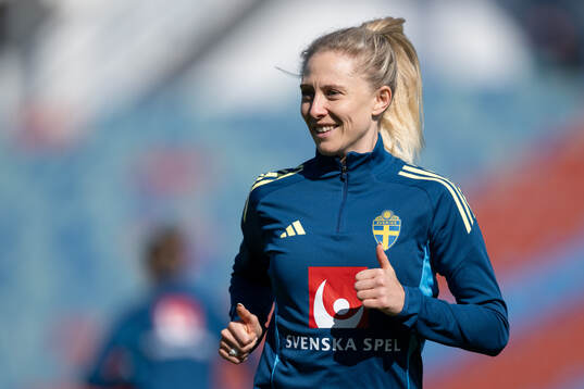 Rebecka Blomqvist at a training session with the women's