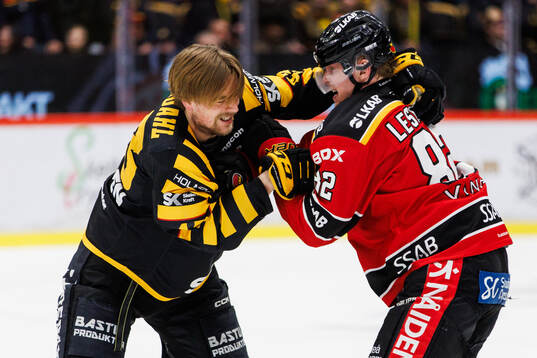 Skellefteås Max Krogdahl och Luleås Otto Leskinen i