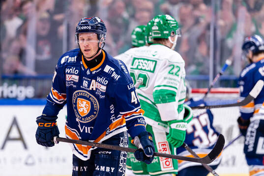 Växjös Dennis Rasmussen deppar