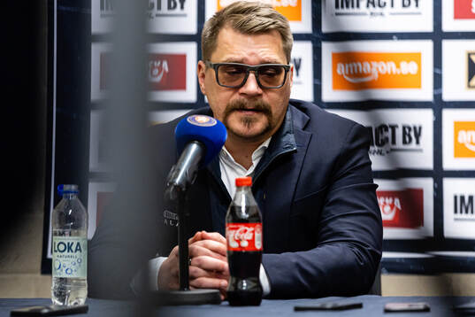 Växjös tränare Björn Hellkvist deppar  på