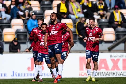 Örgrytes Jerome Tibbling Ugwo jublar