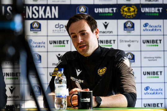 Mjällbys tränare Karl Marius Aksum