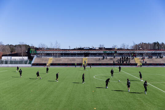 Nordic United FCs värmer upp