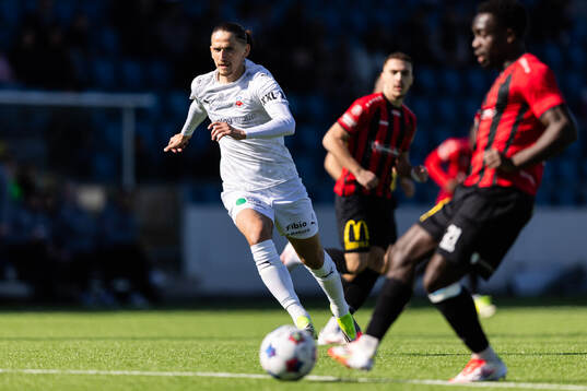 Bläddra bland fler bilder av Fotboll, Superettan, Nordic United - Helsingborg