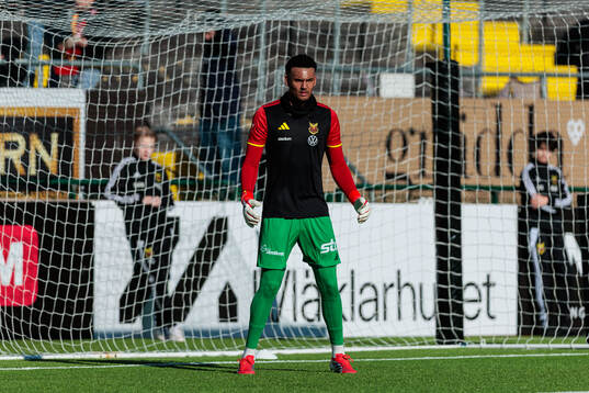 Östersunds målvakt Tyree Griffiths och
