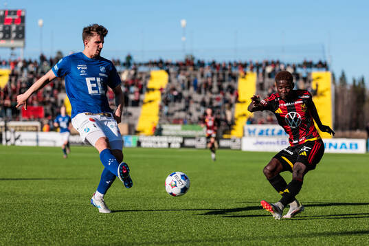 Östersunds Assiedou Yannick Armel Adjoumani och Norrbys