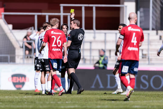Örebros Edwin Ibrahimbegovic deppar