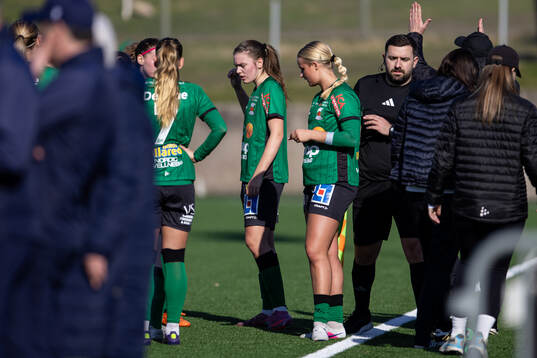 Varbergs Maja Klasson och Moa Ivarsson deppar