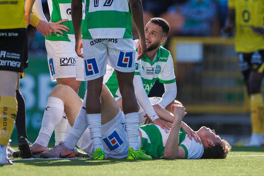 Västerås Mikkel Ladefoged har ont