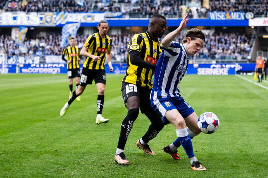 Häckens Brice Wembangomo och IFK Göteborgs Kolbeinn