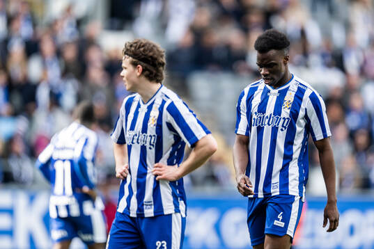 IFK Göteborgs Kolbeinn Thordarson och Rockson Yeboah deppar