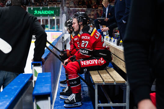 Luleås Oskari Laaksonen deppar