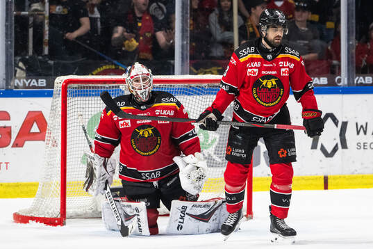 Luleås målvakt Matteus Ward och Frederic Allard deppar