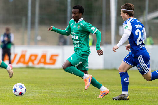 Ljungskiles Issaka Seidu och IFK Norrköpings Axel Brönner