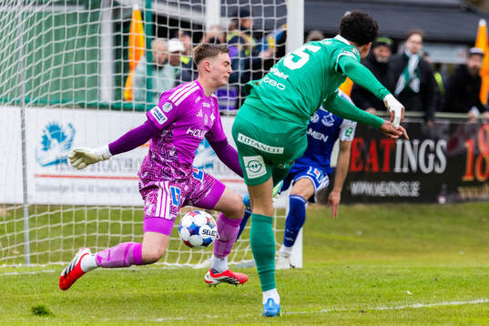 IFK Norrköpings målvakt Theo Krantz och Ljungskiles Isaac