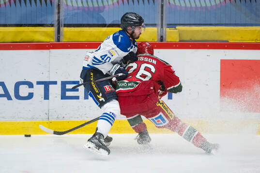 Karlskogas Kalle Jellvert och Modos Sebastian Ohlsson