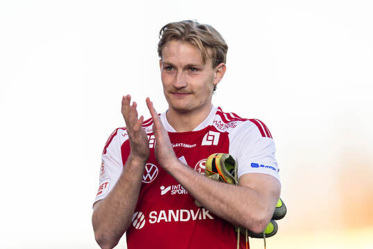 Sandvikens IFs Christian Wagner tackar publiken