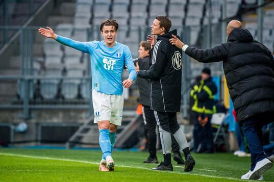 Malmö FFs Oscar Sjöstrand och tränare Miguel Angel