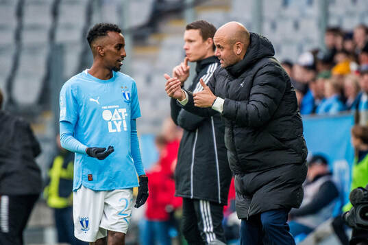 Malmö FFs Taha Ali och tränare Miguel Angel Ramirez
