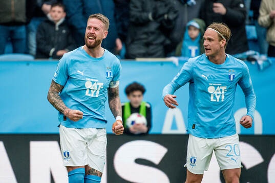 Malmö FFs Pontus Jansson och Erik Botheim jublar