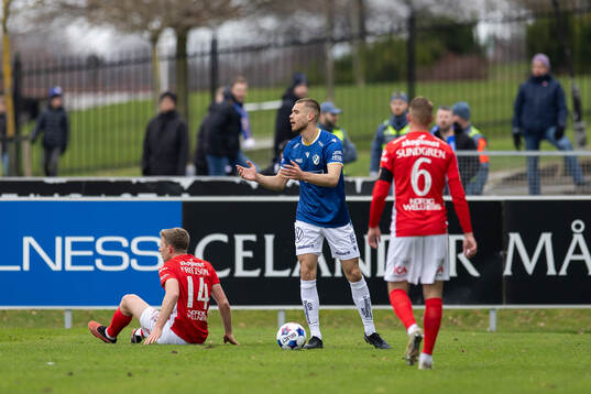 Halmstads Erko Tougjas reagerar