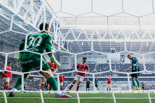 Djurgårdens Kristian Lien gör 3-2 målet
