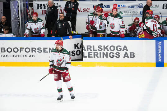 Modos Emil Larsson deppar