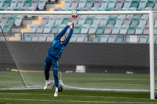 Bläddra bland fler bilder av Football, FIFA Women's World Cup Qualifier, Sweden, Training