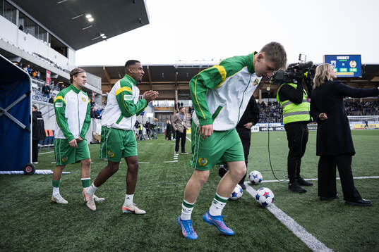 Hammarbys Markus Karlsson och Paulos Abraham