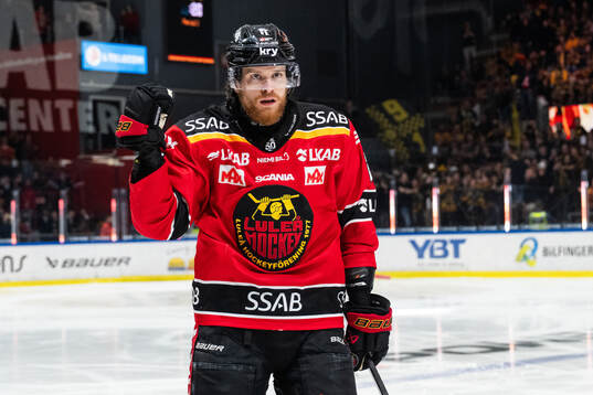 Luleås Brendan Shinnimin jublar