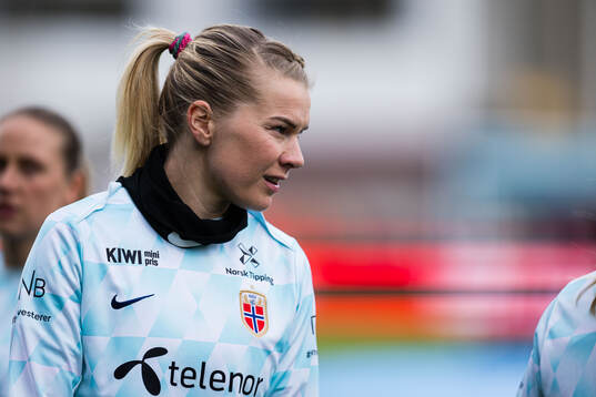Ada Hegerberg of Norway warms up