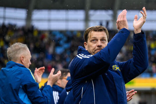 Head coach Tony Gustavsson of Sweden