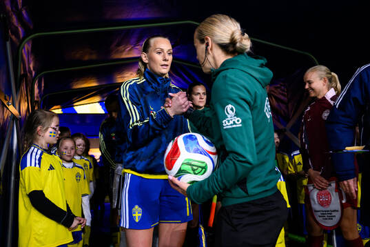 Stina Blackstenius of Sweden