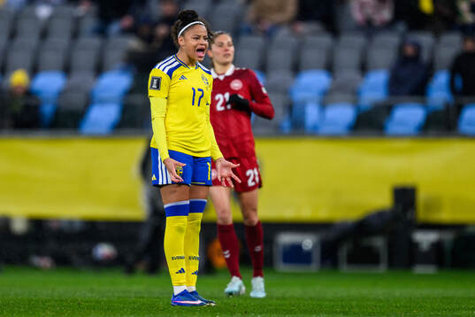 Felicia Schröder of Sweden reacts