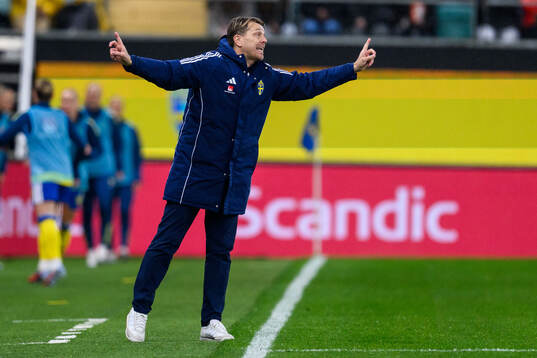 Head coach Tony Gustavsson of Sweden